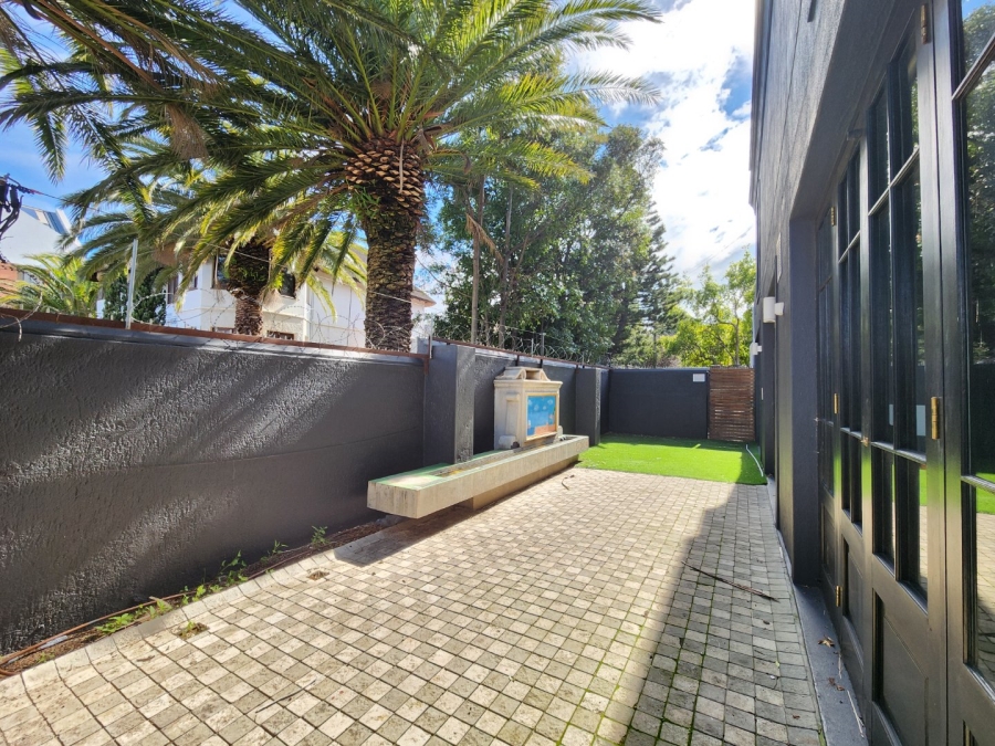 To Let commercial Property for Rent in Somerset West Western Cape